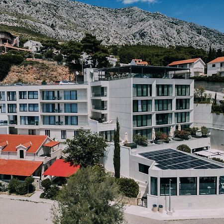 Hotel Medistone Omis Bagian luar foto