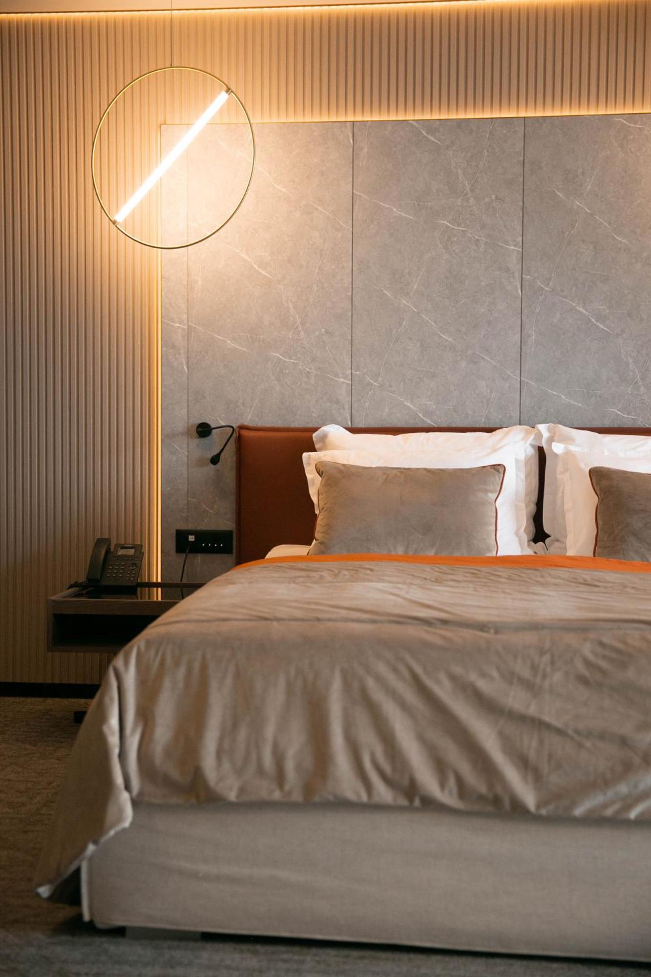 Hotel Medistone Omis Bagian luar foto